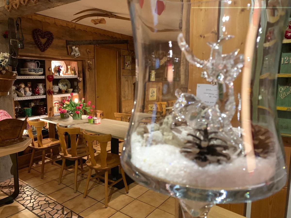 Au Bois De Lune Chatel Exterior photo